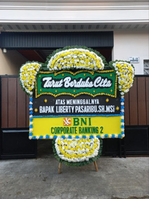 Papan Bunga Duka di Pondok Ii