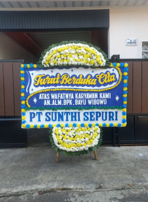 Papan Bunga Duka di Pondok Ii