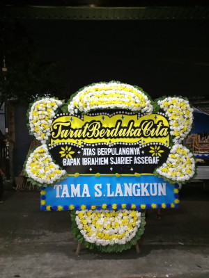 Papan Bunga Duka di Pondok Ii