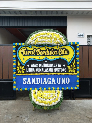 Papan Bunga Duka di Pondok Ii